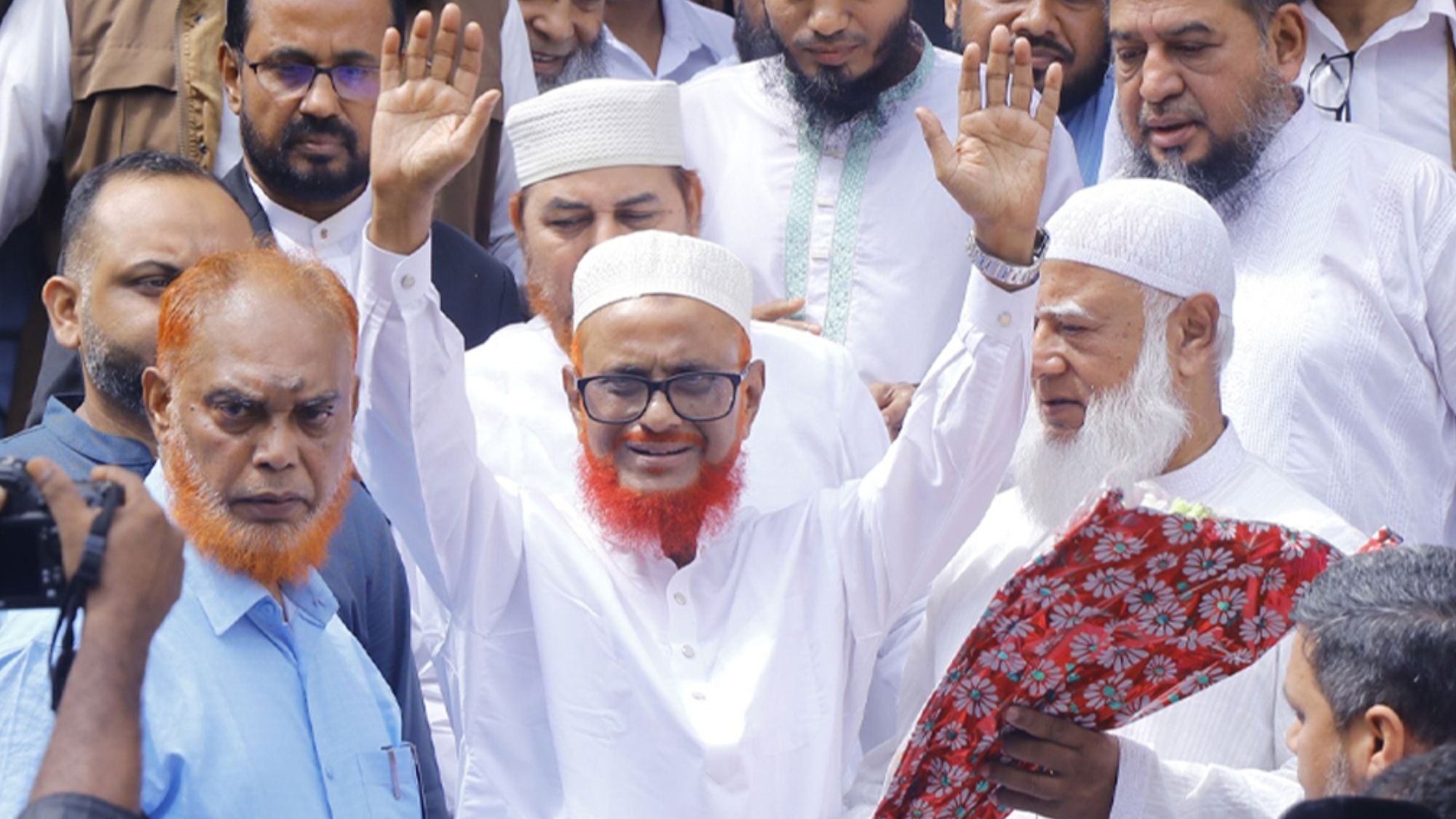 এটিএম আজহার ইস্যুতে আদর্শিক দ্বন্দ্ব ও নীরবতার রাজনীতি